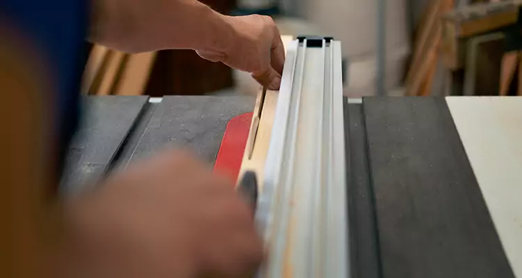 Bifold Door Seal Repair in Wekiwa Springs, FL