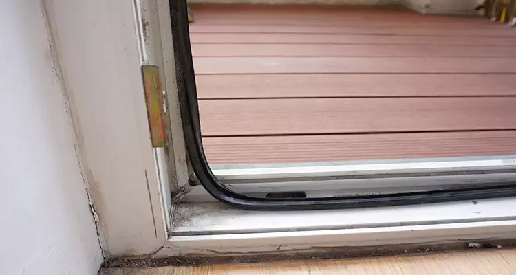 Why Choose Us for Leaking Sliding Glass Door Repair in Wekiwa Springs, FL?