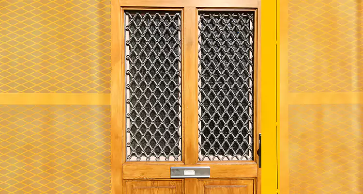 Wire Mesh Door Repair in Wekiwa Springs, FL