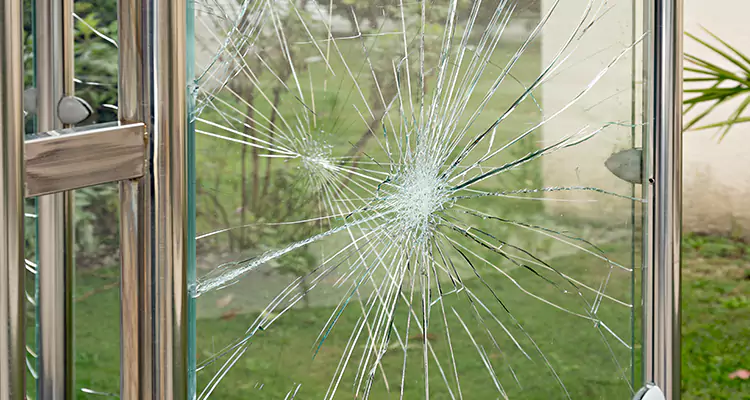 Frameless Glass Door Repair at Home in Wekiwa Springs, FL