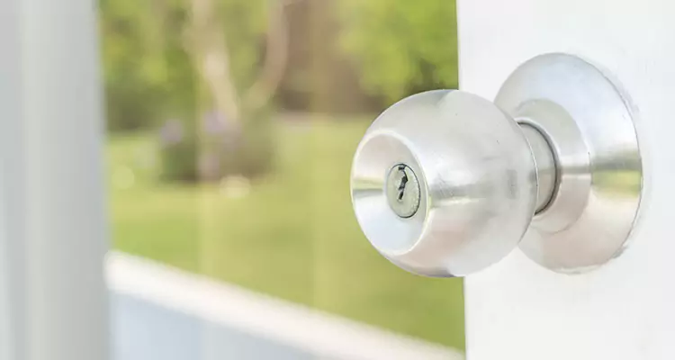 Patio Door Mechanism Jammed in Wekiwa Springs, FL
